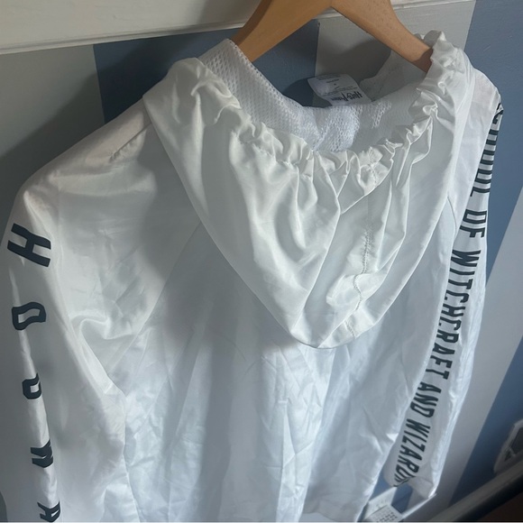 Harry Potter White Zip Up Jacket Hoodie Size M Windbreaker 2017 white black - Picture 6 of 7